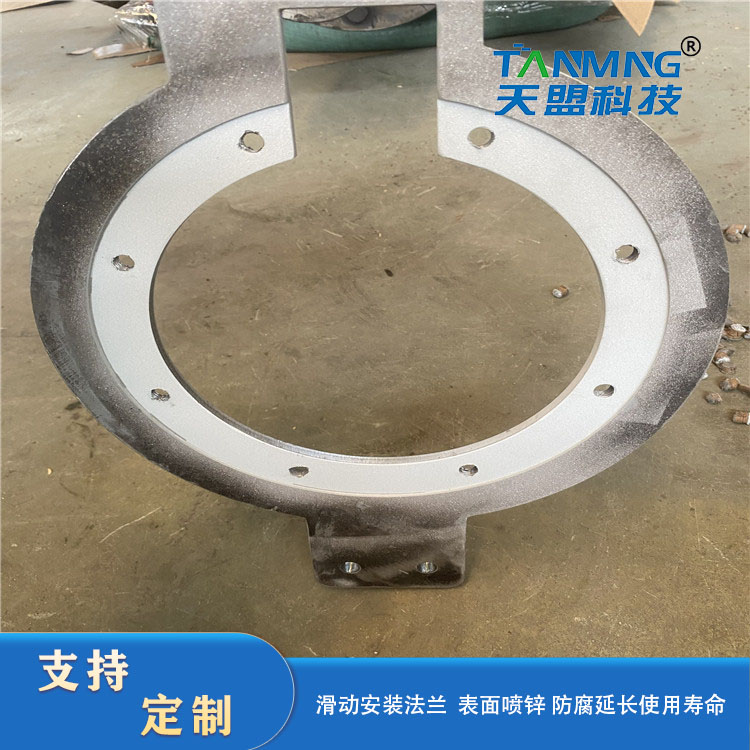 The surface of the flange is repaired by hot-dip galvanizing to enhance anti-corrosion, wear resistance and extend service life