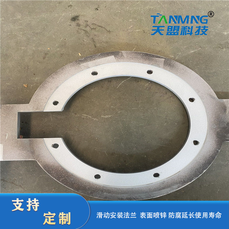 The surface of the flange is repaired by hot-dip galvanizing to enhance anti-corrosion, wear resistance and extend service life