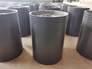 Multi-section Roll Supersonic Spraying To Strengthen Anti-corrosion and Wear Resistance